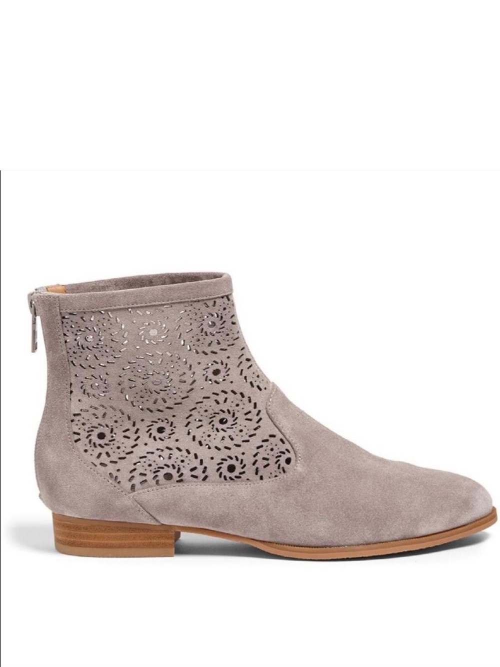 JACK ROGERS Ronnie Grey Taupe Suede Leather Laser Cut Ankle Boots Booties Size 8